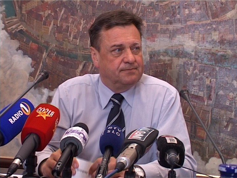 Janković državi predlaga sofinanciranje Stožic
