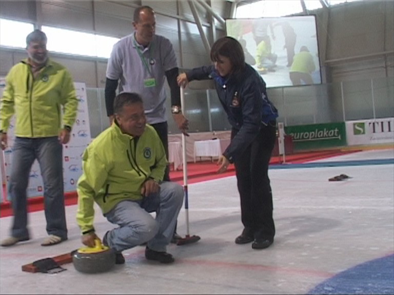 Curling tudi v Sloveniji